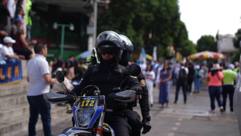 Conmemoran 7 años de convivencia pacífica entre institutos  | PNC de Guatemala