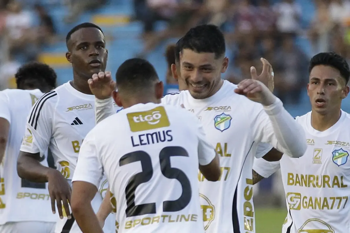 Comunicaciones triunfa en casa ante Mictlán 