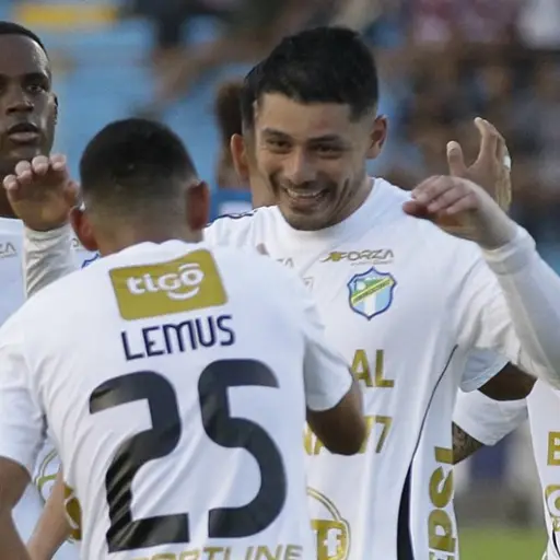 Comunicaciones triunfa en casa ante Mictlán 