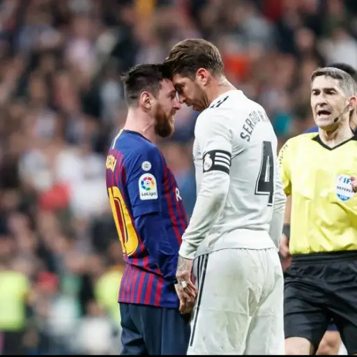 Leo Messi y Sergio Ramos en un Clásico entre Barcelona y Real Madrid - EFE