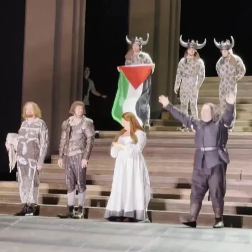 Ópera de Londres ,Redes sociales