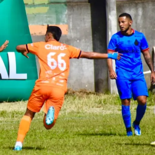 Achuapa y Municipal igualaron 2-2 el domingo en la fecha 1 del Apertura 2025 