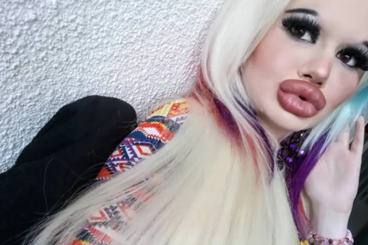 Andrea Ivanova, Instagram