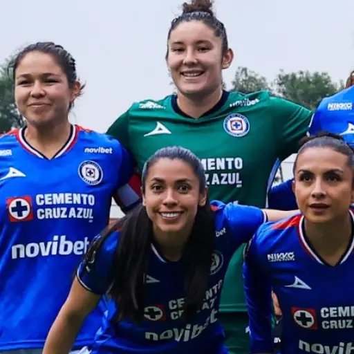 Ana Lucía Martínez sigue sumando valiosos minutos en el Cruz Azul Femenil 
