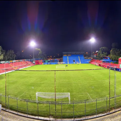 El Trébol realiza sus primeras pruebas de iluminación artificial - CSD Municipal