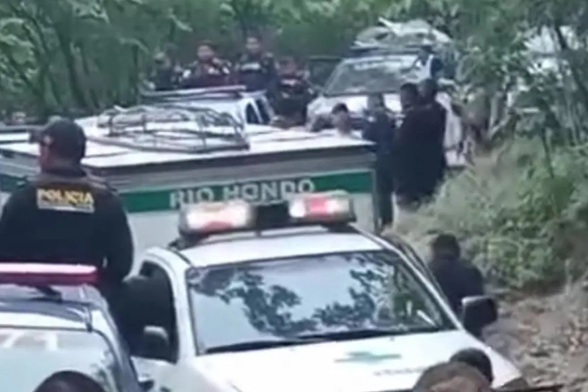 En el lugar del enfrentamiento murieron tres personas., Bomberos Municipales Departamentales
