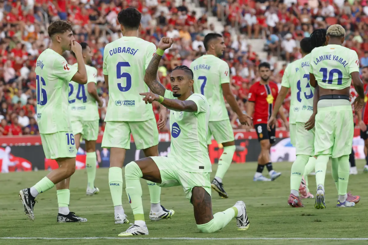 Celebración de Raphinha ante el Mallorca - EFE