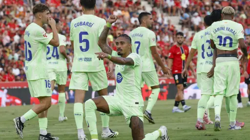 Raphinha regresa a los entrenos grupales del Barça