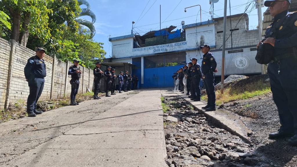 PNC refuerza su presencia en las cárceles a nivel nacional  | PNC de Guatemala