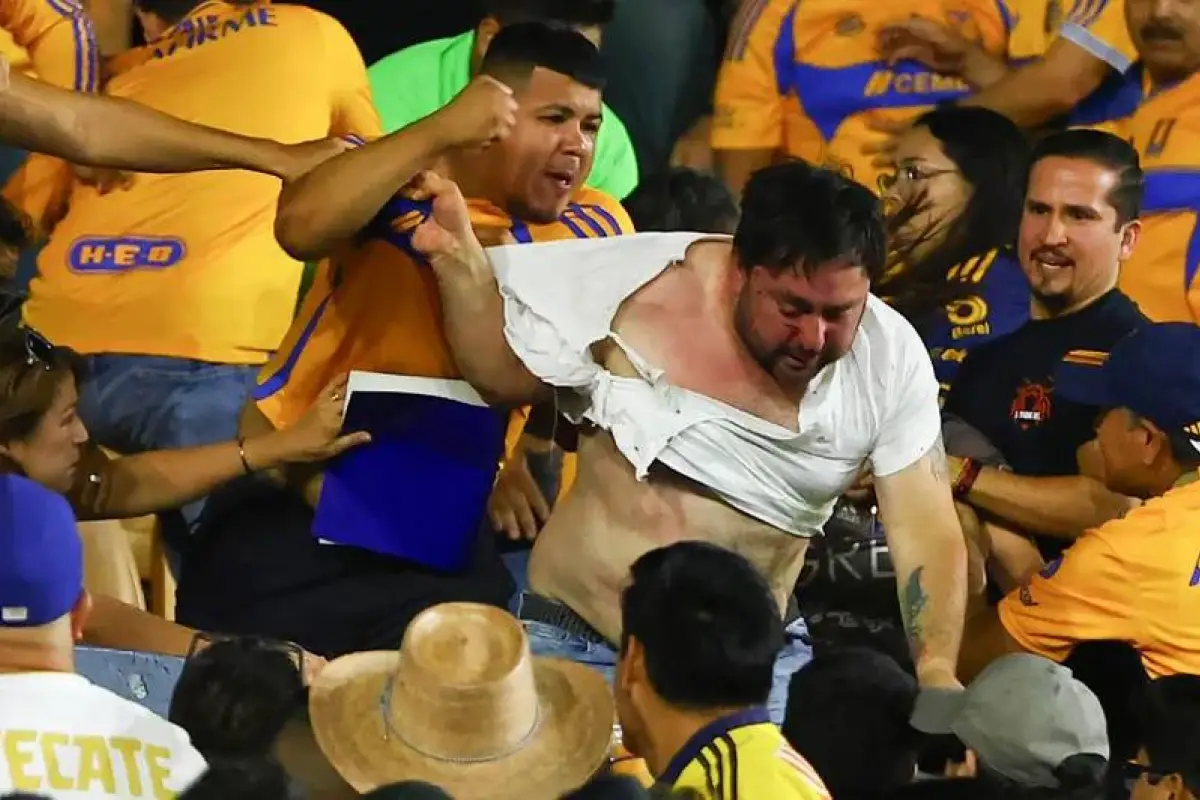 La violencia nuevamente empaña el futbol mexicano - Imago7