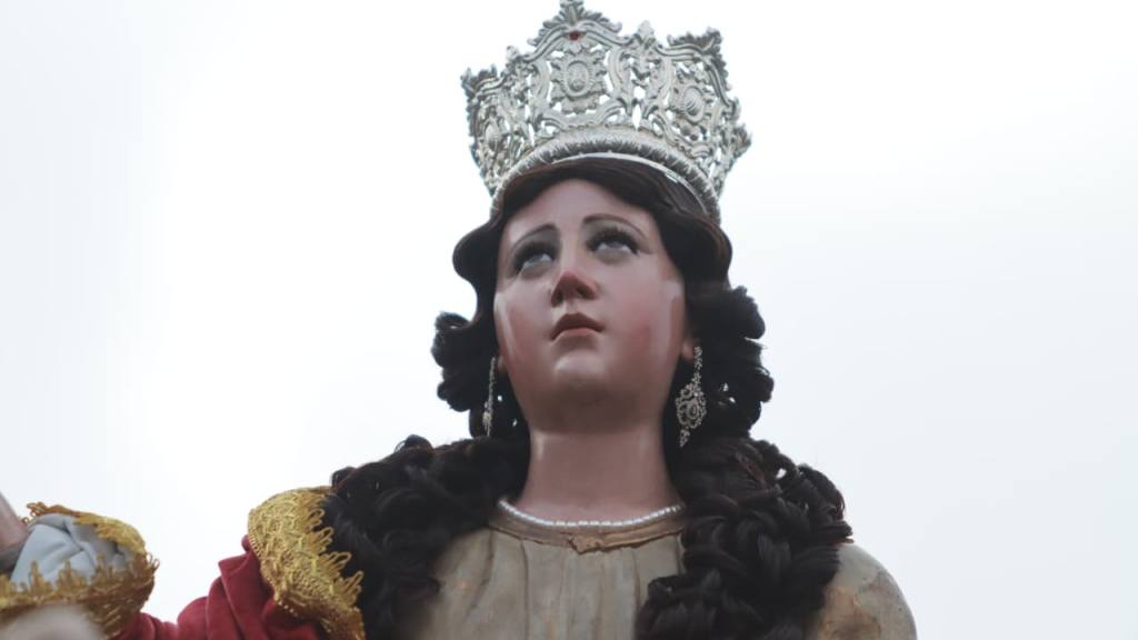 Virgen de la Asunción realiza solemne recorrido desde zona 2 | Alex Meoño