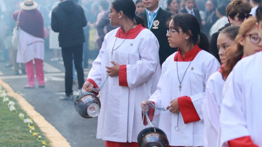 Virgen de la Asunción realiza solemne recorrido desde zona 2 | Alex Meoño