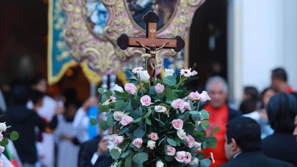 Virgen de la Asunción realiza solemne recorrido desde zona 2 | Álex Meoño