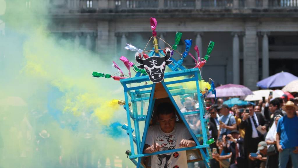 Los toritos le ponen color al Día de la Virgen de Asunción | Álex Meoño