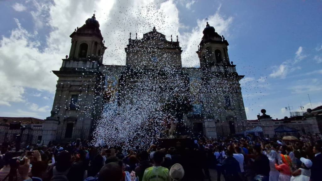 Los toritos le ponen color al Día de la Virgen de Asunción | Álex Meoño