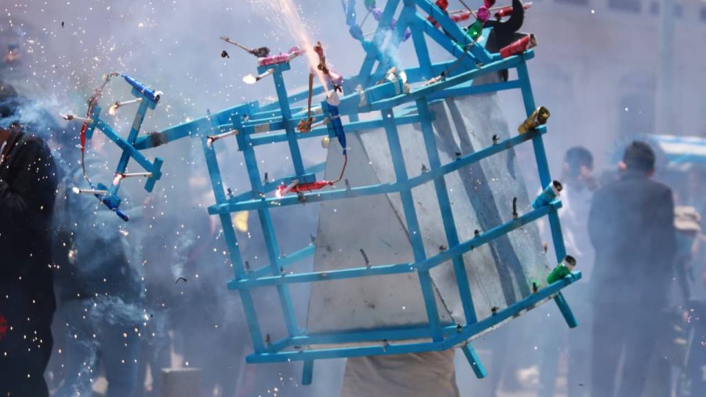 Los toritos le ponen color al Día de la Virgen de Asunción | Álex Meoño