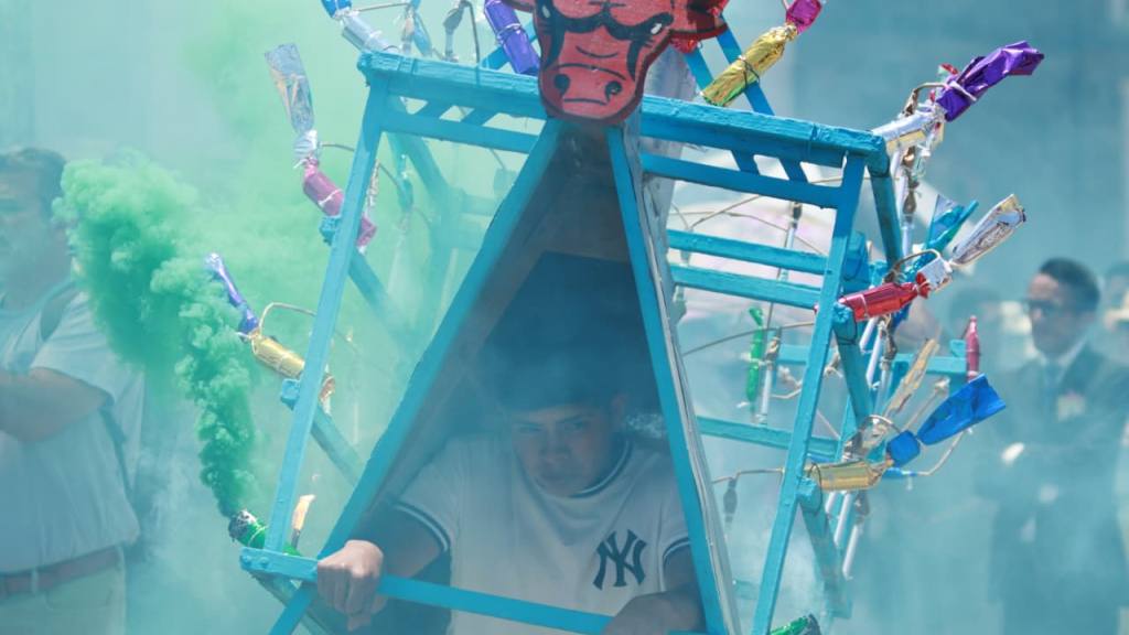 Los toritos le ponen color al Día de la Virgen de Asunción | Álex Meoño