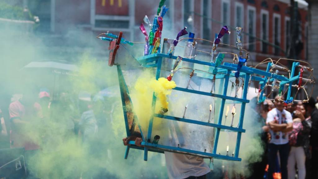 Los toritos le ponen color al Día de la Virgen de Asunción | Álex Meoño