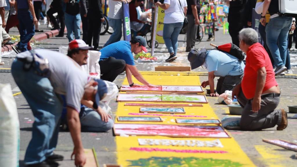 Los toritos le ponen color al Día de la Virgen de Asunción | Álex Meoño