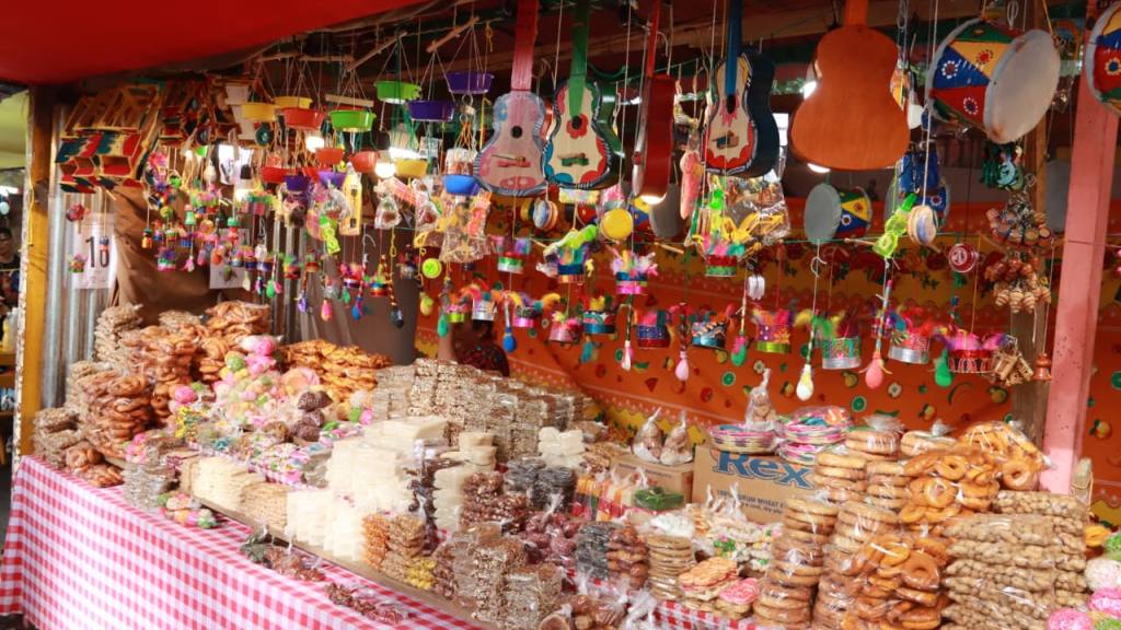 Guatemaltecos disfrutan de la Feria de Jocotenango 2025 | 