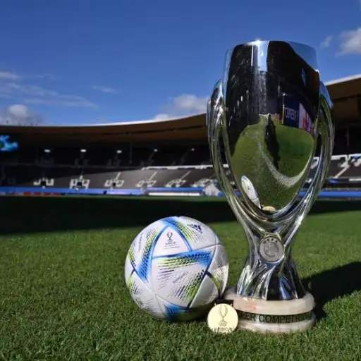 Trofeo de la Supercopa de Europa - UEFA