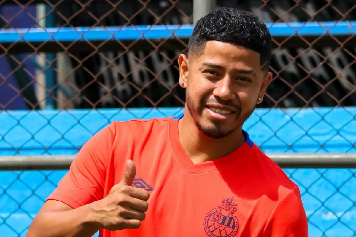 Pedro Altán durante su etapa preparatoria con los "Rojos" 