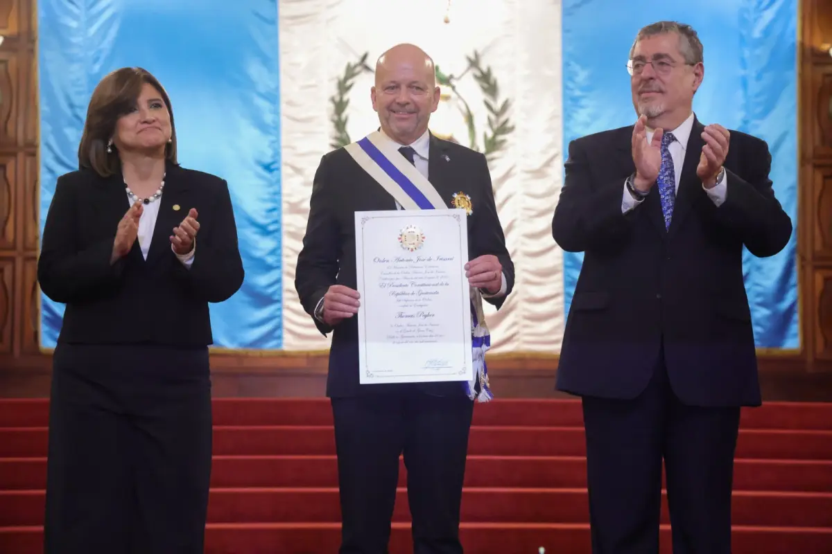 El embajador de la Unión Europea, Thomas Peyker, fue reconocido por su labor. , Foto SCSP