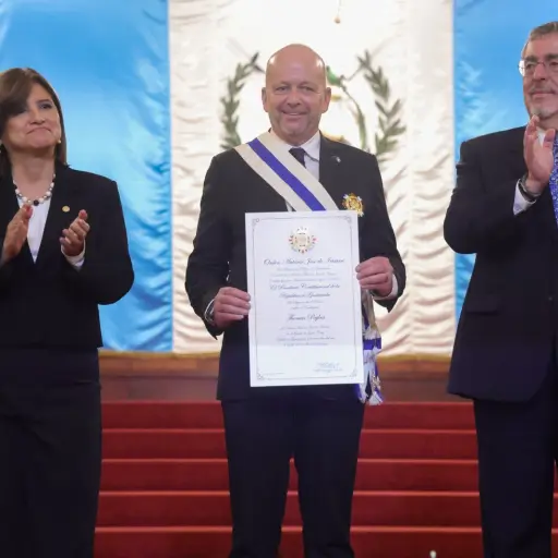 El embajador de la Unión Europea, Thomas Peyker, fue reconocido por su labor.  ,Foto SCSP