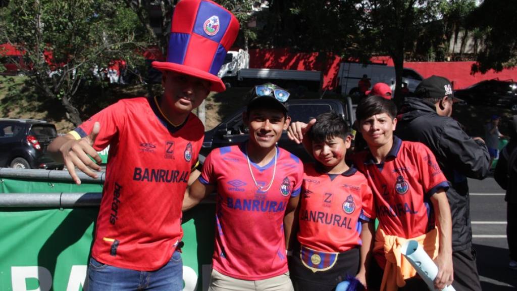 Color del clásico 334 entre Municipal y Comunicaciones | Alex Meoño 