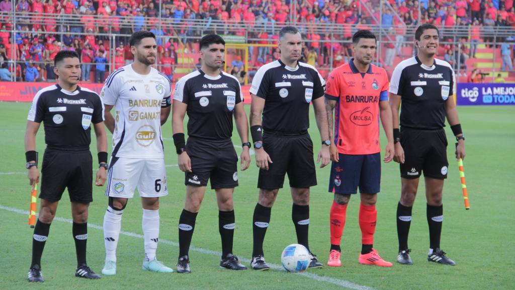 Clásico 334 entre Municipal y Comunicaciones | Alex Meoño