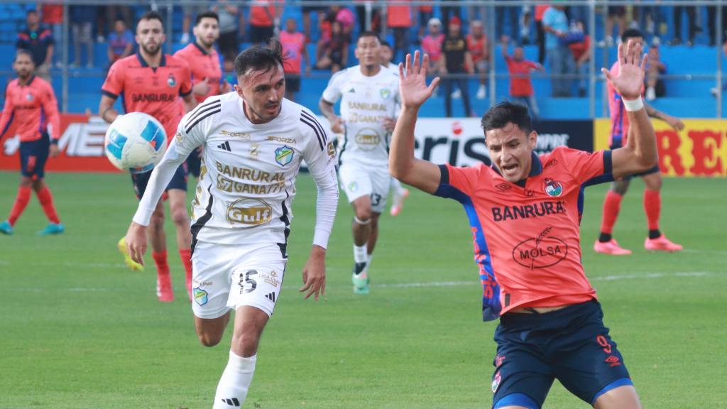 Clásico 334 entre Municipal y Comunicaciones | Alex Meoño