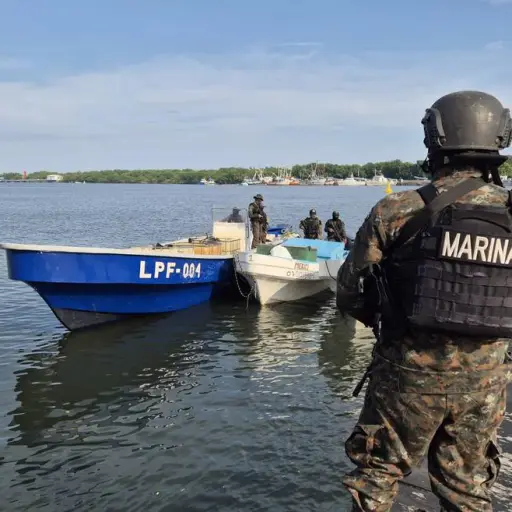 Los cargamentos de ilícitos fueron hallados en dos embarcaciones. ,Ejército de Guatemala