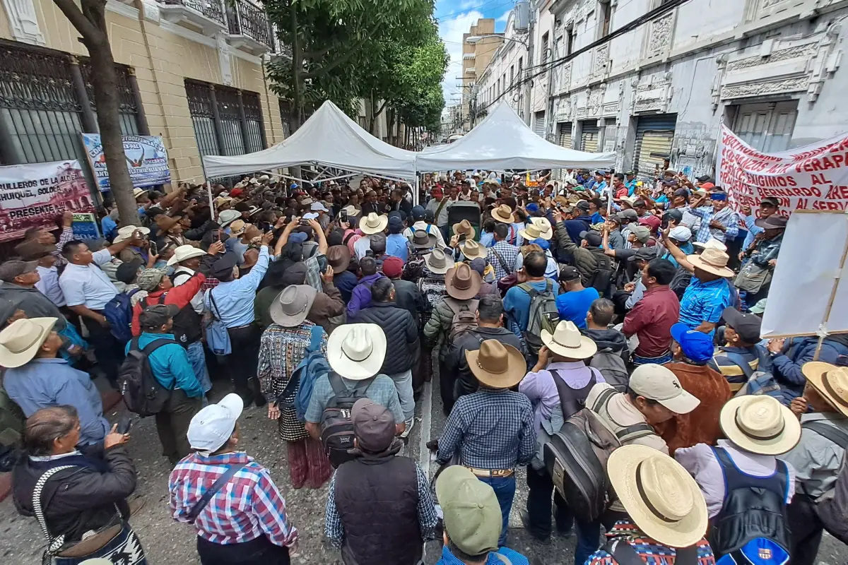 El grupo de expatrulleros mantiene un plantón frente al Congreso., Omar Solís/Emisoras Unidas