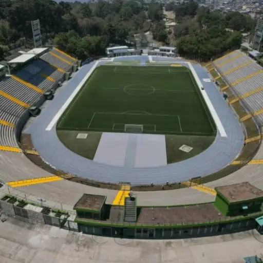 Estadio Cementos Progreso, sede el Guatemala-El Salvador 