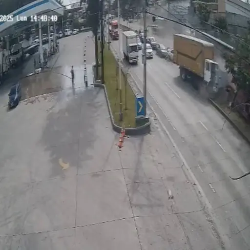 Cámara capta accidente de tránsito. ,Captura de pantalla