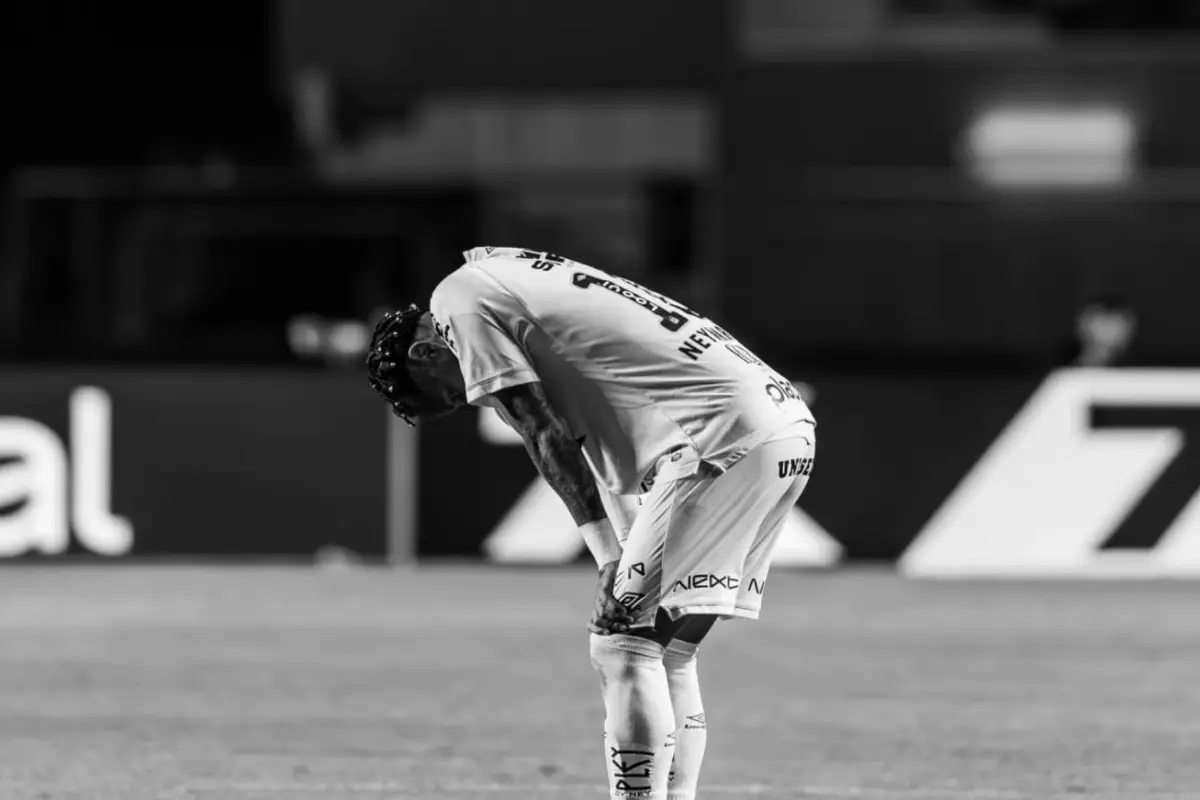 Ante el Vasco da Gama, Neymar sufrió la peor goleada de su carrera - instagram @neymarjr