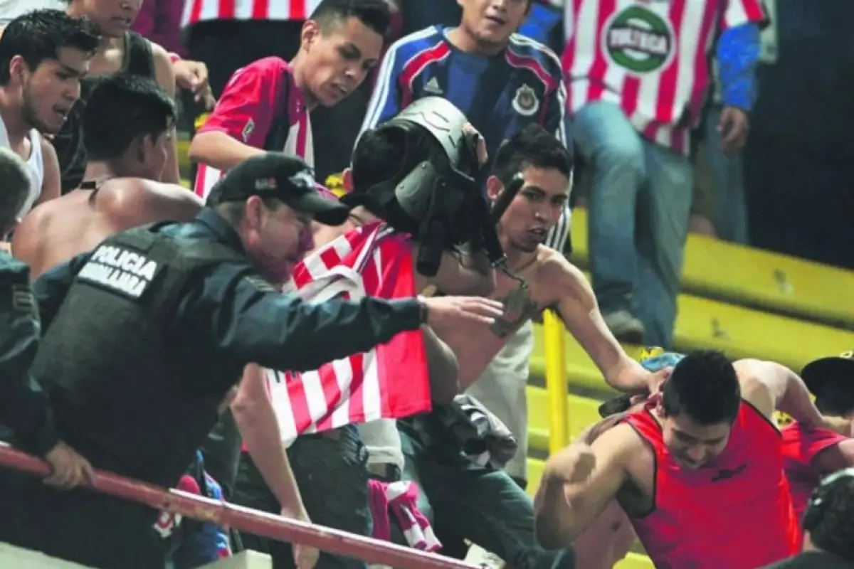 Violencia en estadios de México 