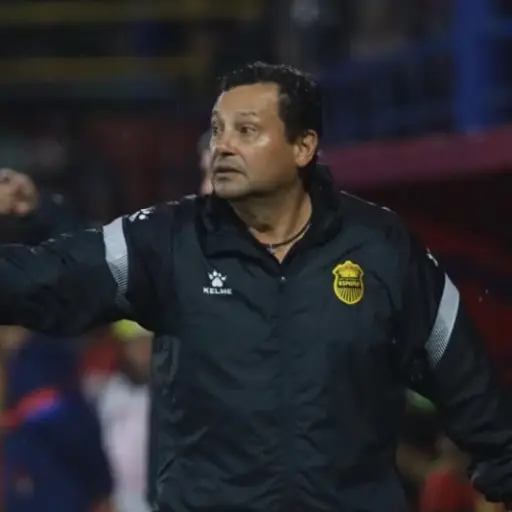 Jeaustin Campos sancionado por Concacaf 