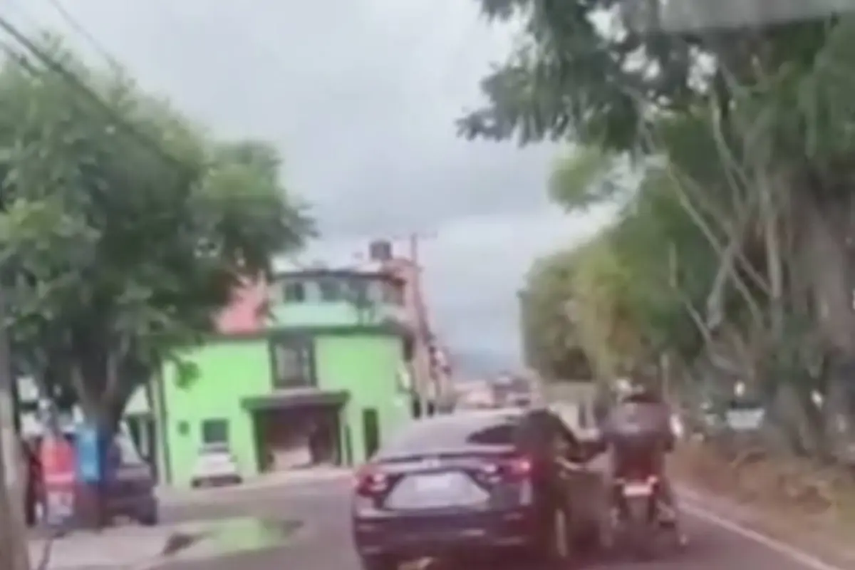 Incidente vial en zona 7., Captura de pantalla video X.