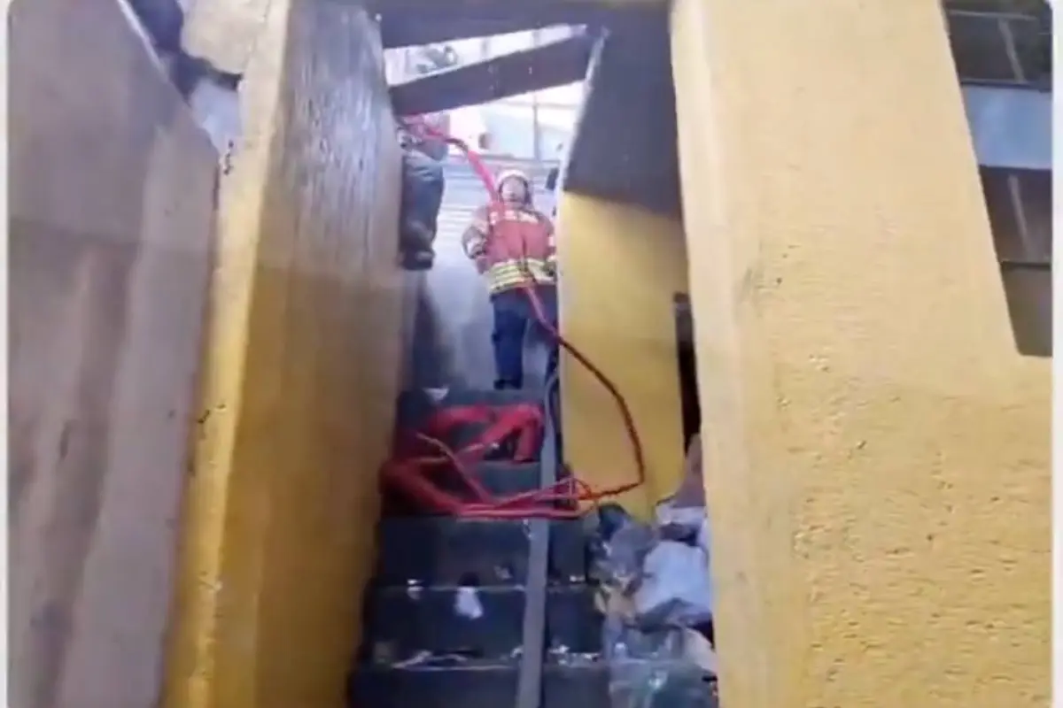 Incendio consume inmueble en zona 18