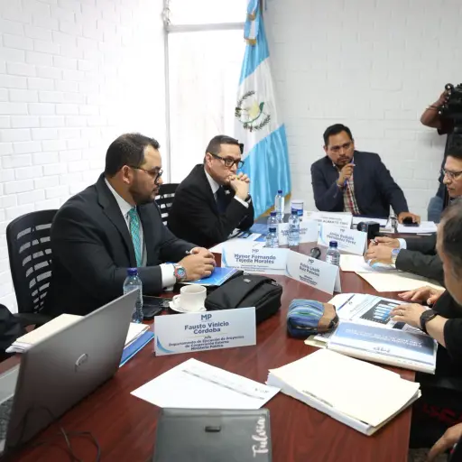 Las autoridades del Ministerio Público acudieron a una citación con el diputado José Chic. ,Congreso