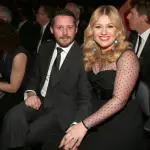  Muere el exesposo de Kelly Clarkson tras una lucha contra el cáncert