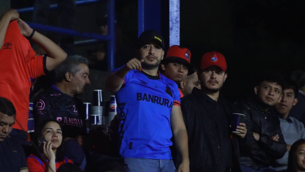 Copa Centroamericana: Afición de Municipal  | Alex Meoño 