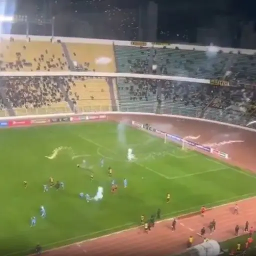 Momentos de tensión tras el juego entre The Strongest y Blooming 