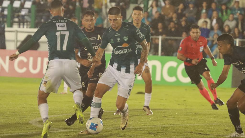 Copa Centroamericana 2025: Antigua-Alianza  | Alex Meoño 