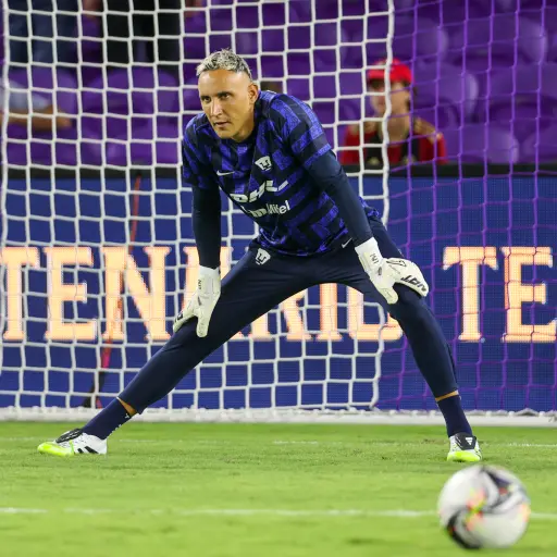 Keylor Navas sufrió su primera expulsión con los Pumas UNAM - Pumas