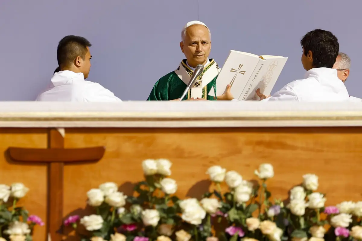 El papa León XIV preside la Santa Misa con motivo del Jubileo de la Juventud, en Tor Vergata en Roma, Italia, 03 de agosto de 2025, (Papa, Italia, Roma) EFE/EPA/FABIO FRUSTACI
//////////
Rome (Italy), 03/08/2025