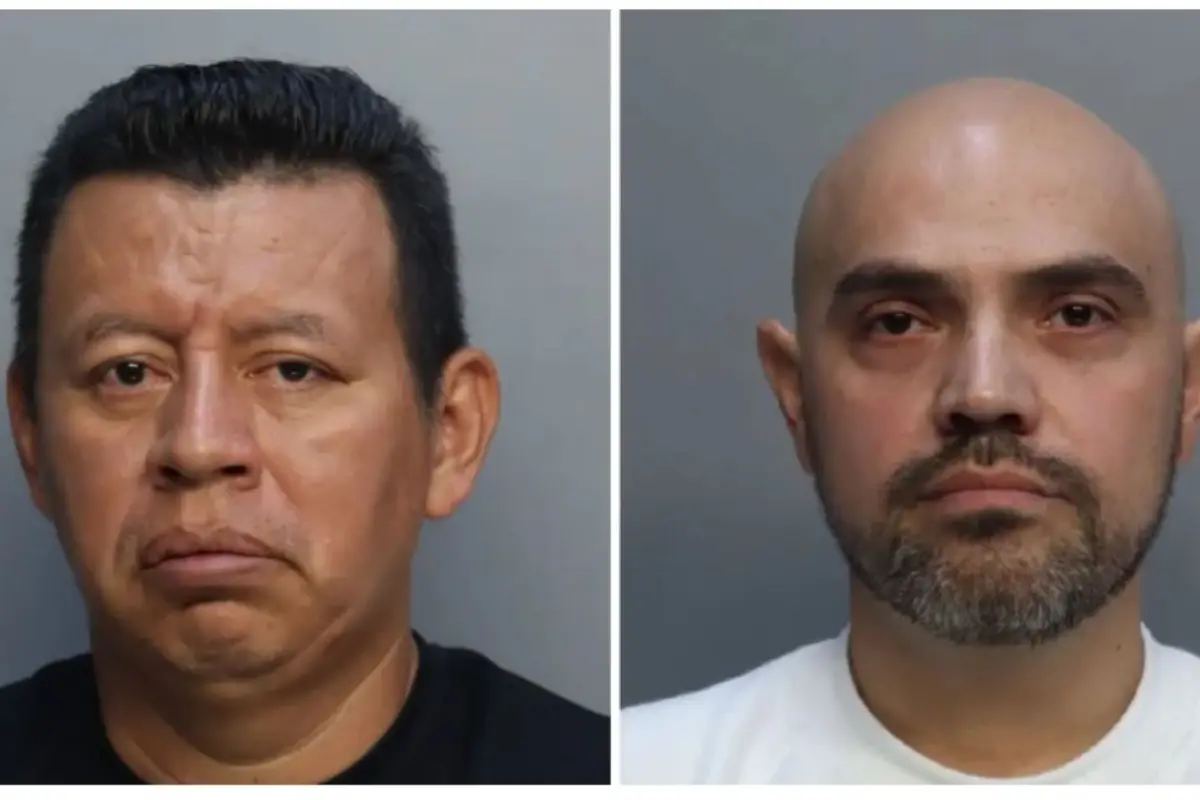 El guatemalteco, Nelson Ochoa, (a la izquierda) habría defraudado a más de 16 inmigrantes junto al cubano Ismael González. , Redes sociales.