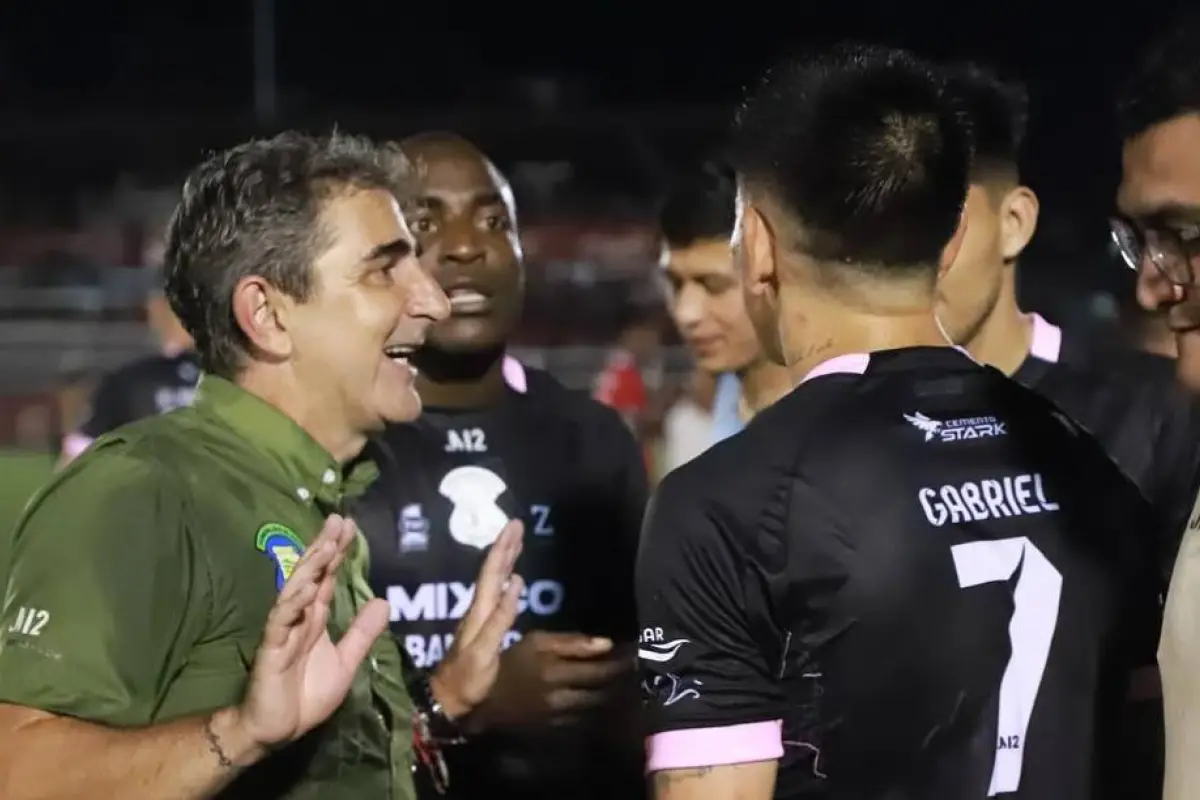 Fabricio Benítez conduce a Deportivo Mixco al liderato del Apertura 2025 