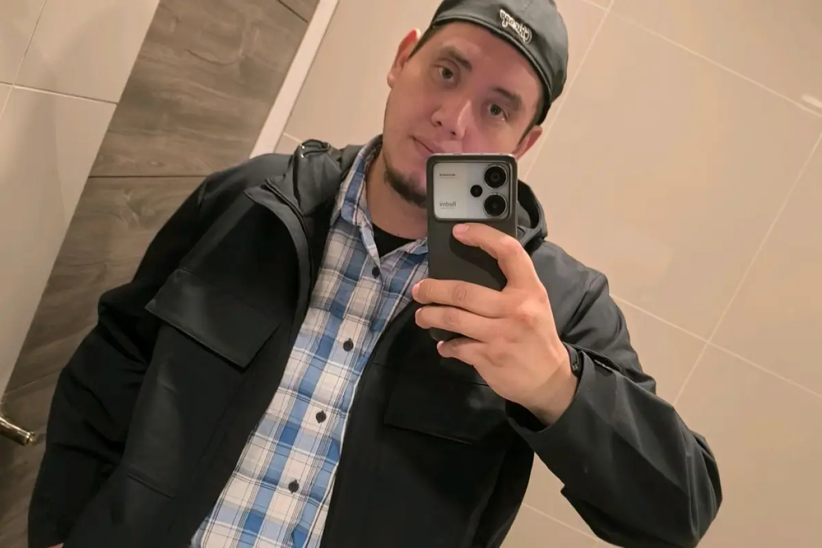 El tiktoker guatemalteco @guskike88 se dedica a interprentar canciones en lenguaje de señas., Redes sociales.